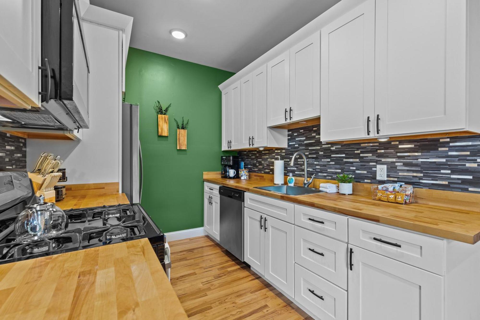 West End Whimsy | Jz Vacation Rentals Tower Grove Exterior photo