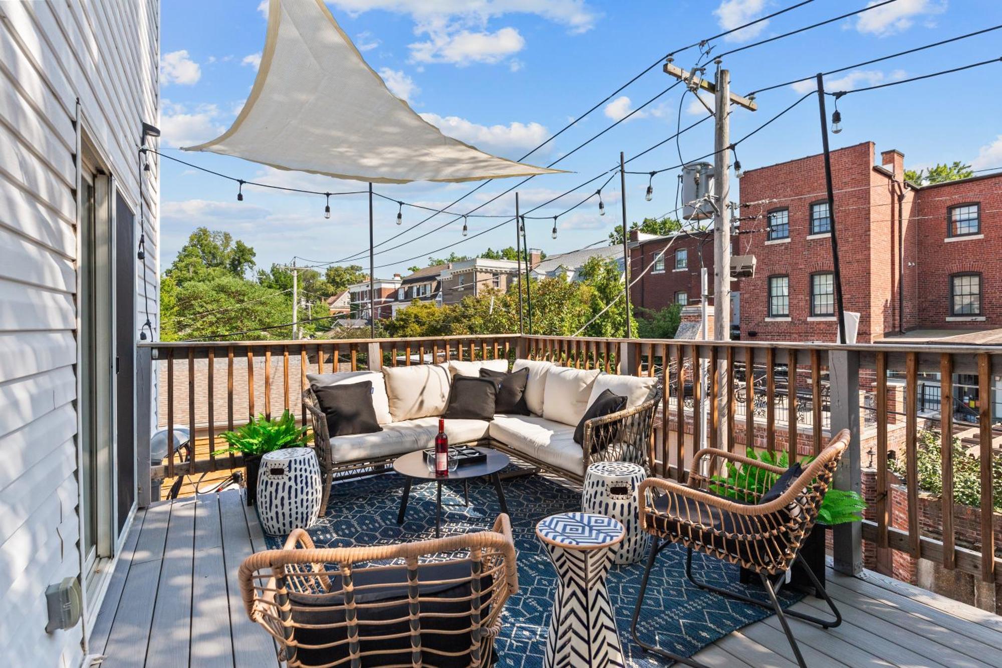 West End Whimsy | Jz Vacation Rentals Tower Grove Exterior photo