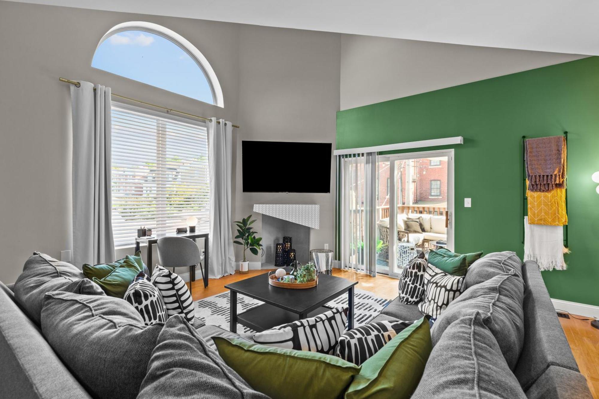 West End Whimsy | Jz Vacation Rentals Tower Grove Exterior photo