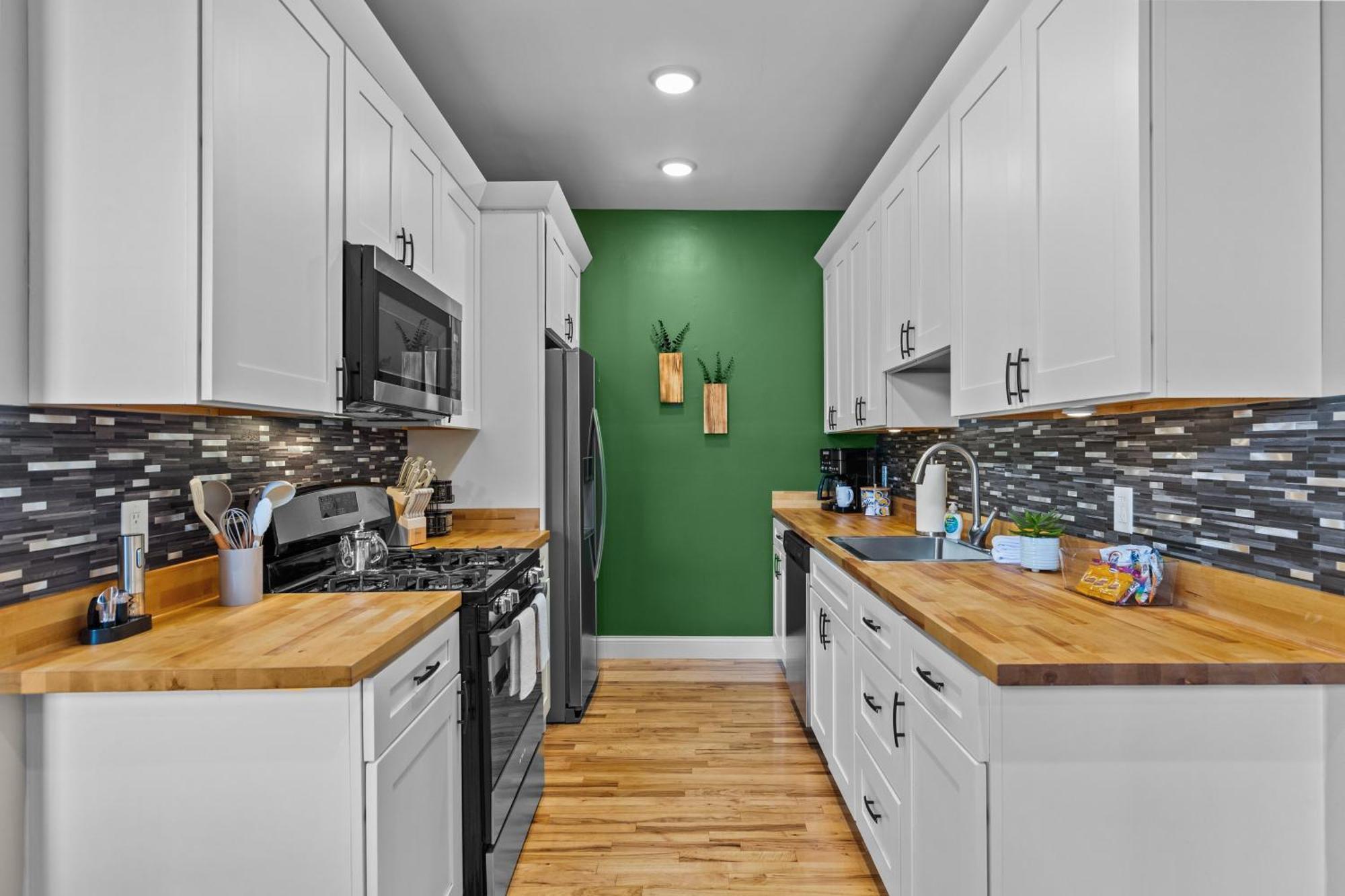 West End Whimsy | Jz Vacation Rentals Tower Grove Exterior photo