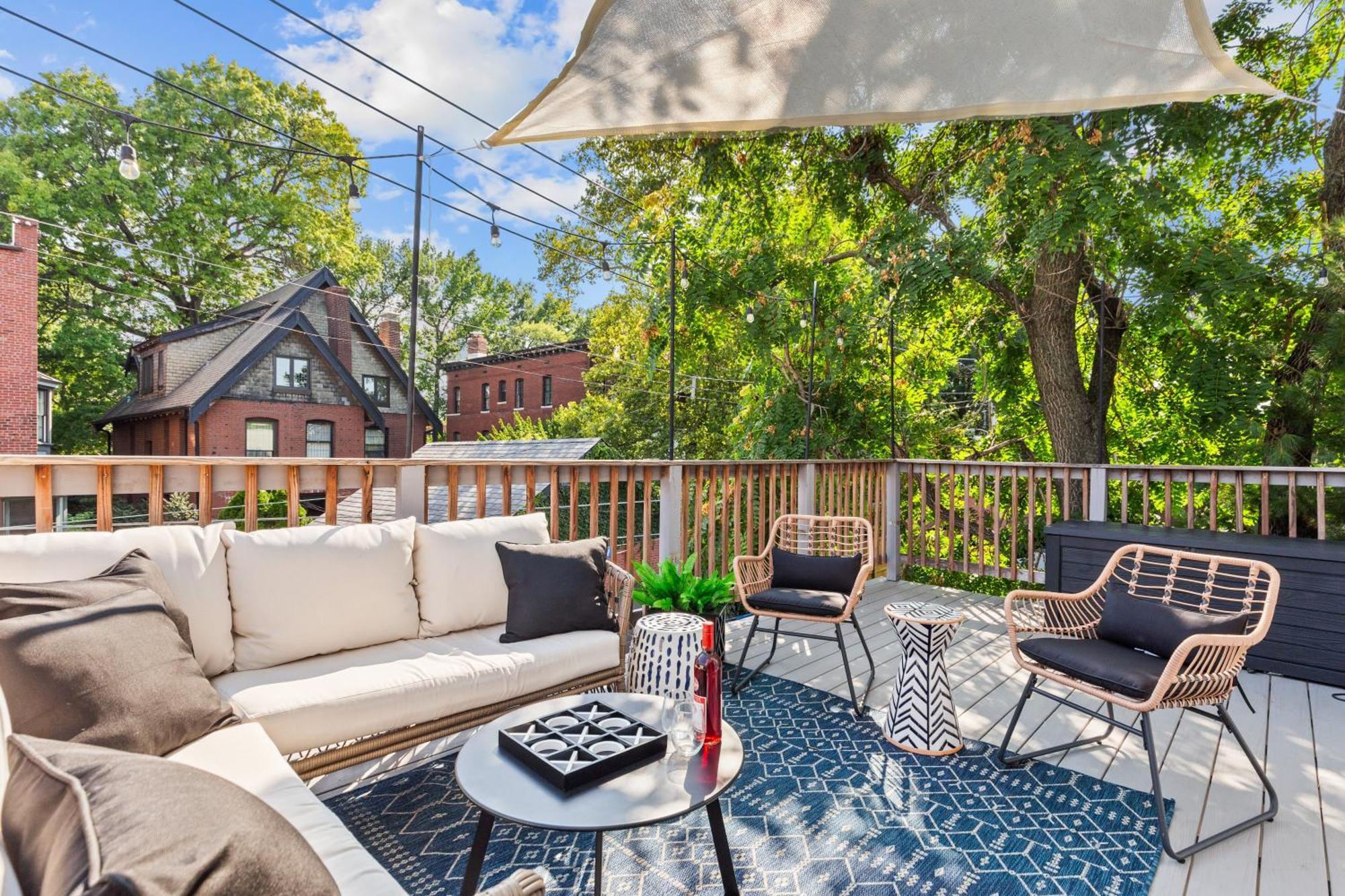 West End Whimsy | Jz Vacation Rentals Tower Grove Exterior photo