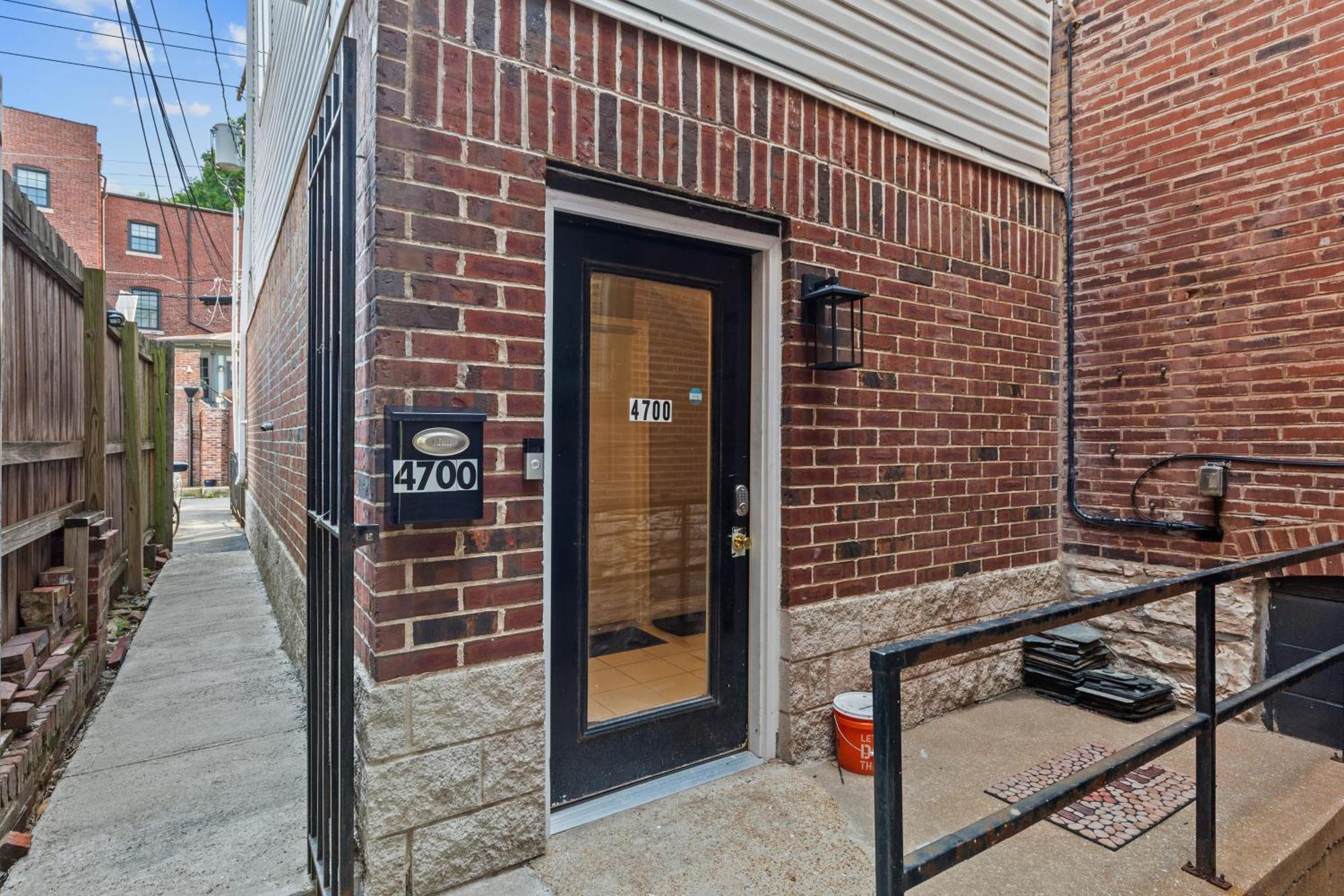 West End Whimsy | Jz Vacation Rentals Tower Grove Exterior photo